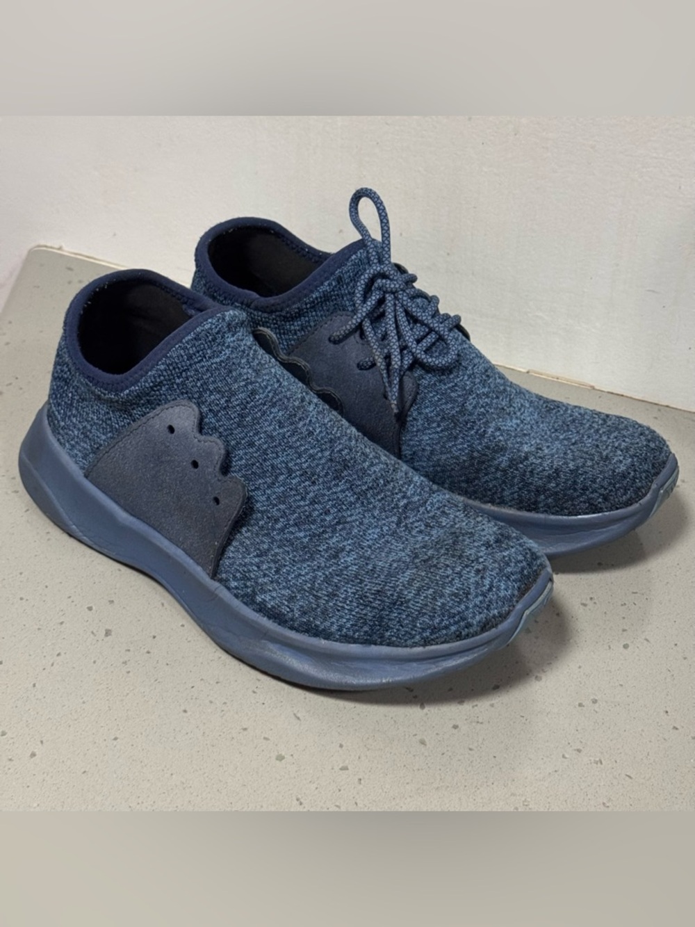Vessi Everyday Sneaker | Waterproof Knit | Denim Blue | W9 | Missing One Lace